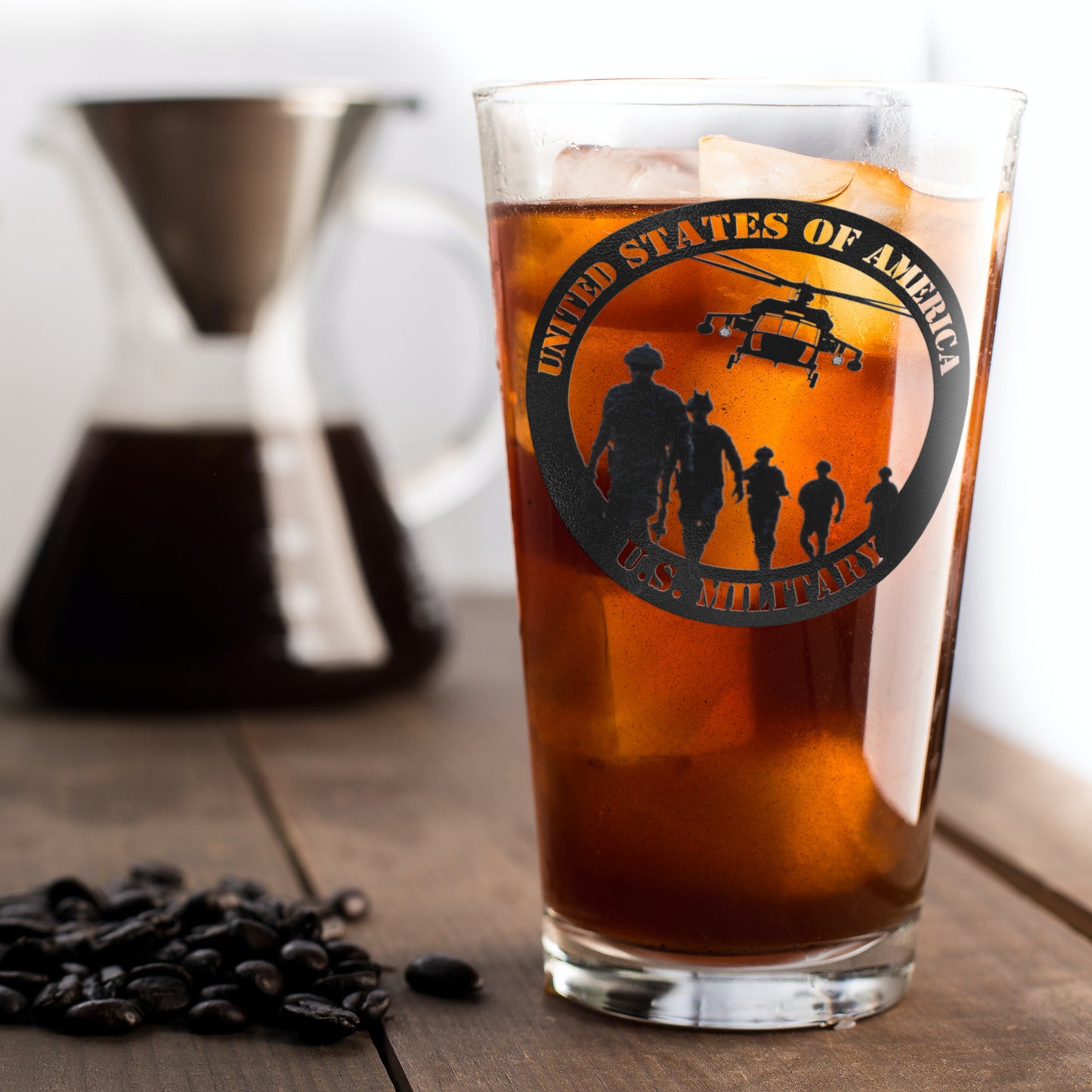 Patrol with Black Hawk Round (Beer Glass)
